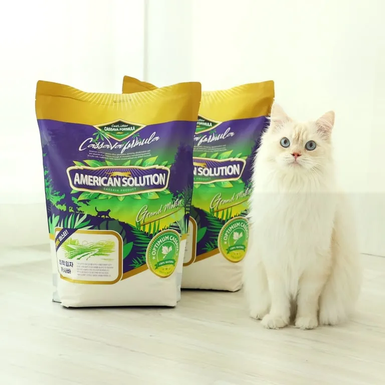 카사바 고양이모래의 고운 입자 질감